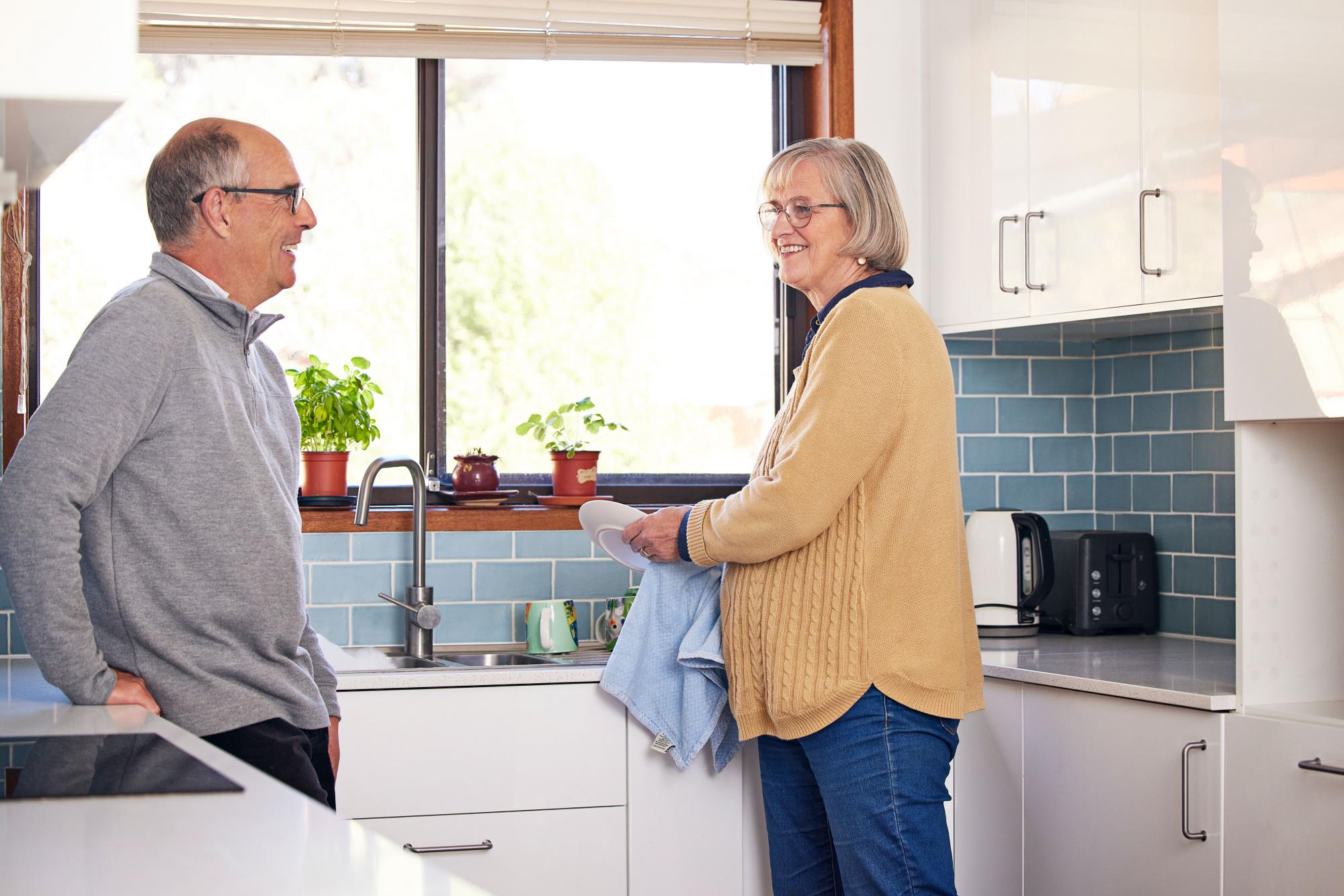 Marlene and Paul in kitchen CarerGateway 227sm